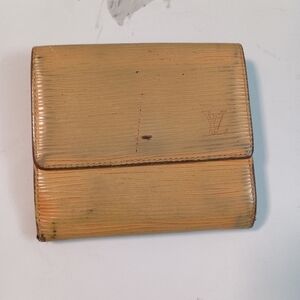 Louis Vuitton ELISE Medium Wallet Billfold EPI Yellow Vintage Authentic
